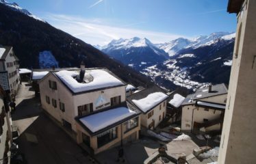 Appartement 4 pièces en duplex au centre du village – à vendre