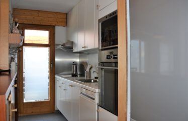 Spacieux appartement 4 pièces avec balcon, idéalement situé à Saint-Luc – à vendre