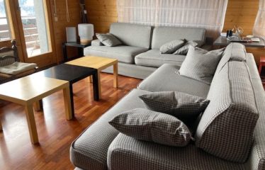 Spacieux appartement 4 pièces avec balcon, idéalement situé à Saint-Luc – à vendre