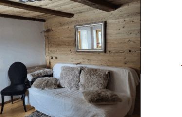 Triplex dans maison villageoise