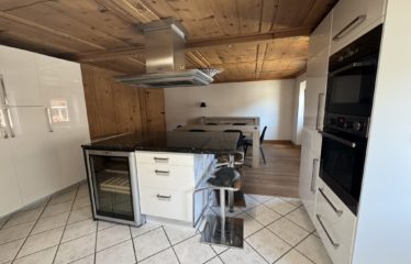 Spacieux duplex de 4 pièces au cœur du village de Saint-Luc – à vendre