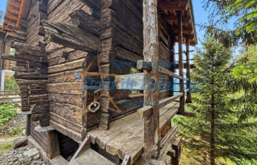 Superbe chalet et ses deux raccards – à vendre